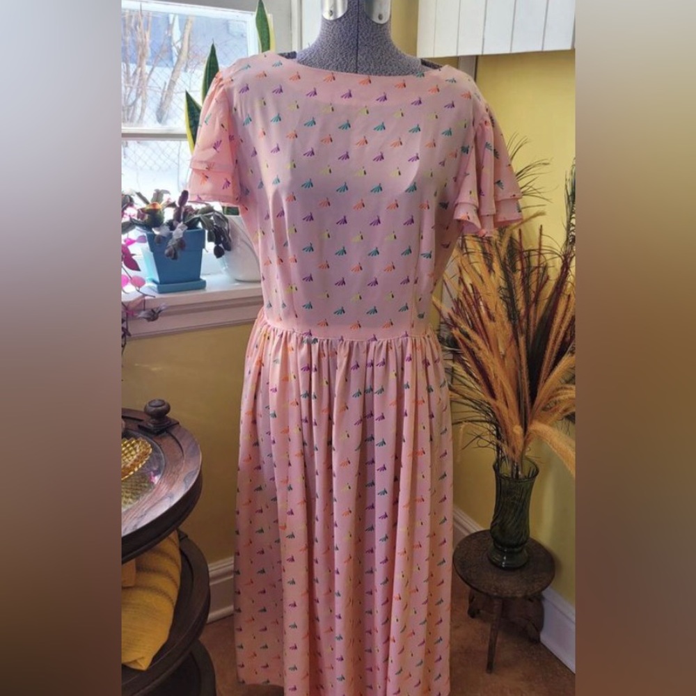 Vintage 1970s, Handmade Fit and Flare, butterfly sleeves, polyester, pink. US10